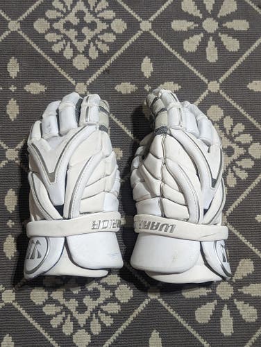 Used Player's Warrior Evo Lacrosse Gloves 13" - White