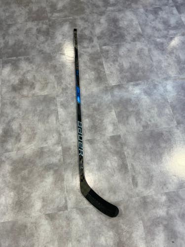 Used Riley Sheahan Bauer Nexus 1N Left Hockey Stick