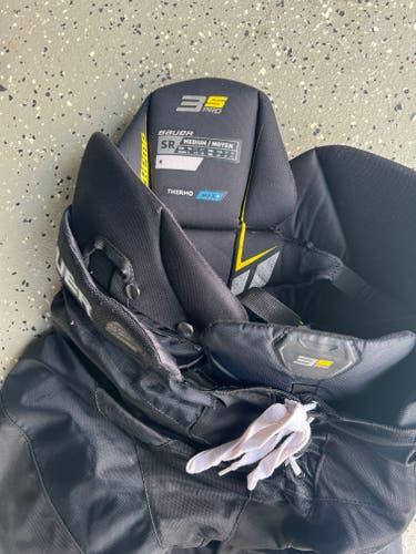 Senior Used Medium Bauer Supreme 3S Pro Hockey Pants