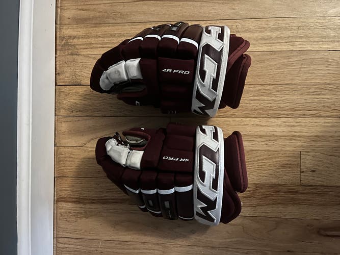 Barely Used CCM 4R Pro 12” Maroon Gloves