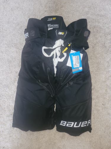 Senior New Medium Bauer Supreme 3S Pro Hockey Pants