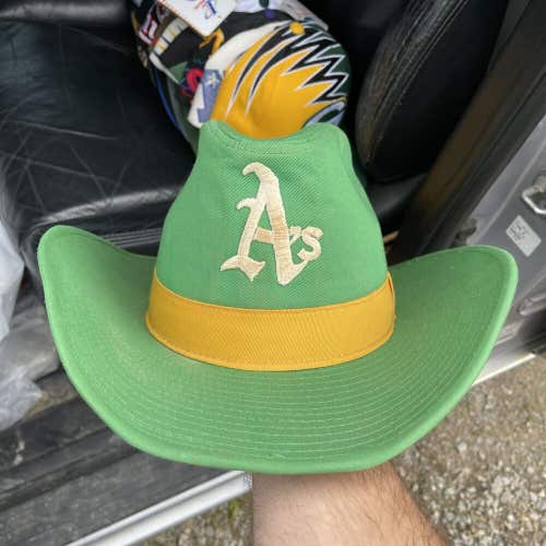 Vintage Sport Specialties YA Oakland Athletics Cowboy Hat MLB Green Yellow Rare