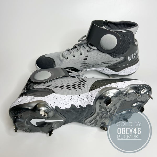 Nike Alpha Huarache Elite 3 Mid Black/White/Metallic Dark Grey Men's  Baseball Cleat - Hibbett