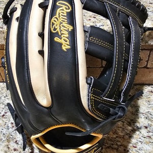 Used Rawlings Right Hand Throw Outfield Heart of the Hide Baseball Glove 12.75"
