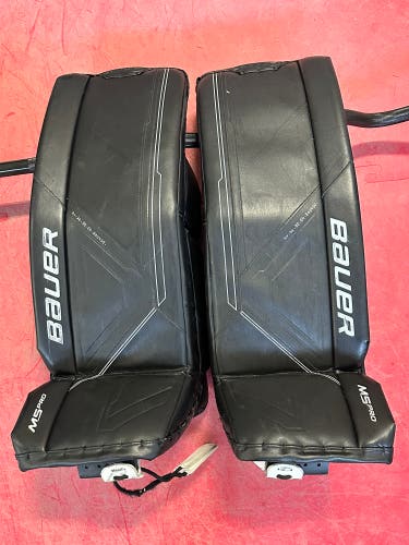 Used 32" Bauer  Supreme M5 Pro Goalie Leg Pads