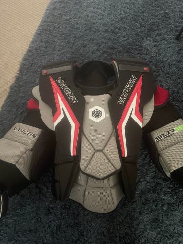 New Large Vaughn  SLR3 Pro Carbon Goalie Chest Protector