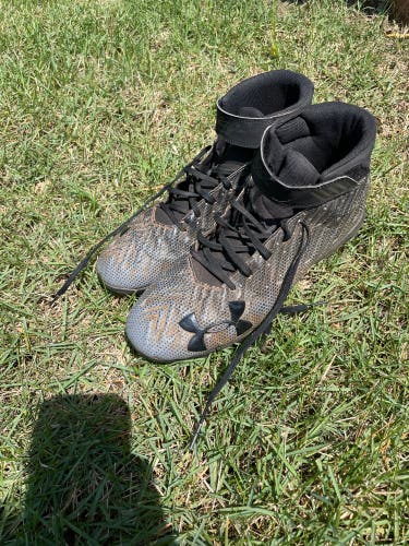 Harper 3 Molded Cleats High Top Size 9