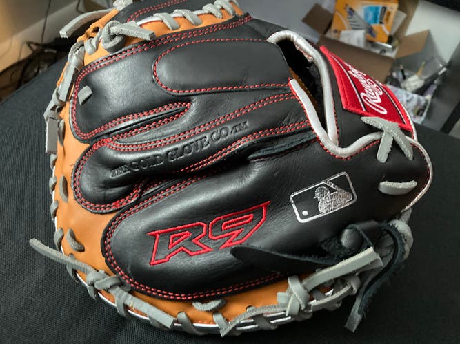 Brand New 32" Rawlings R9 Catcher’s Mitt