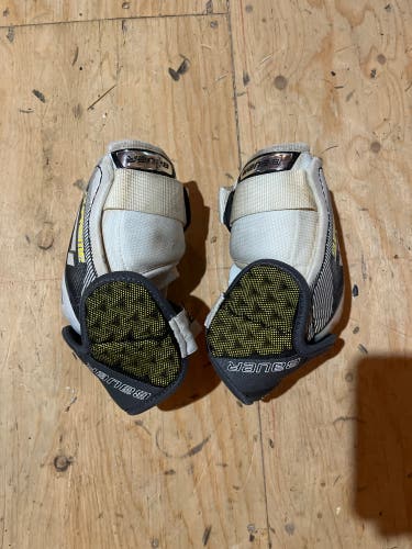 Used Small Bauer Supreme ignite pro Elbow Pads