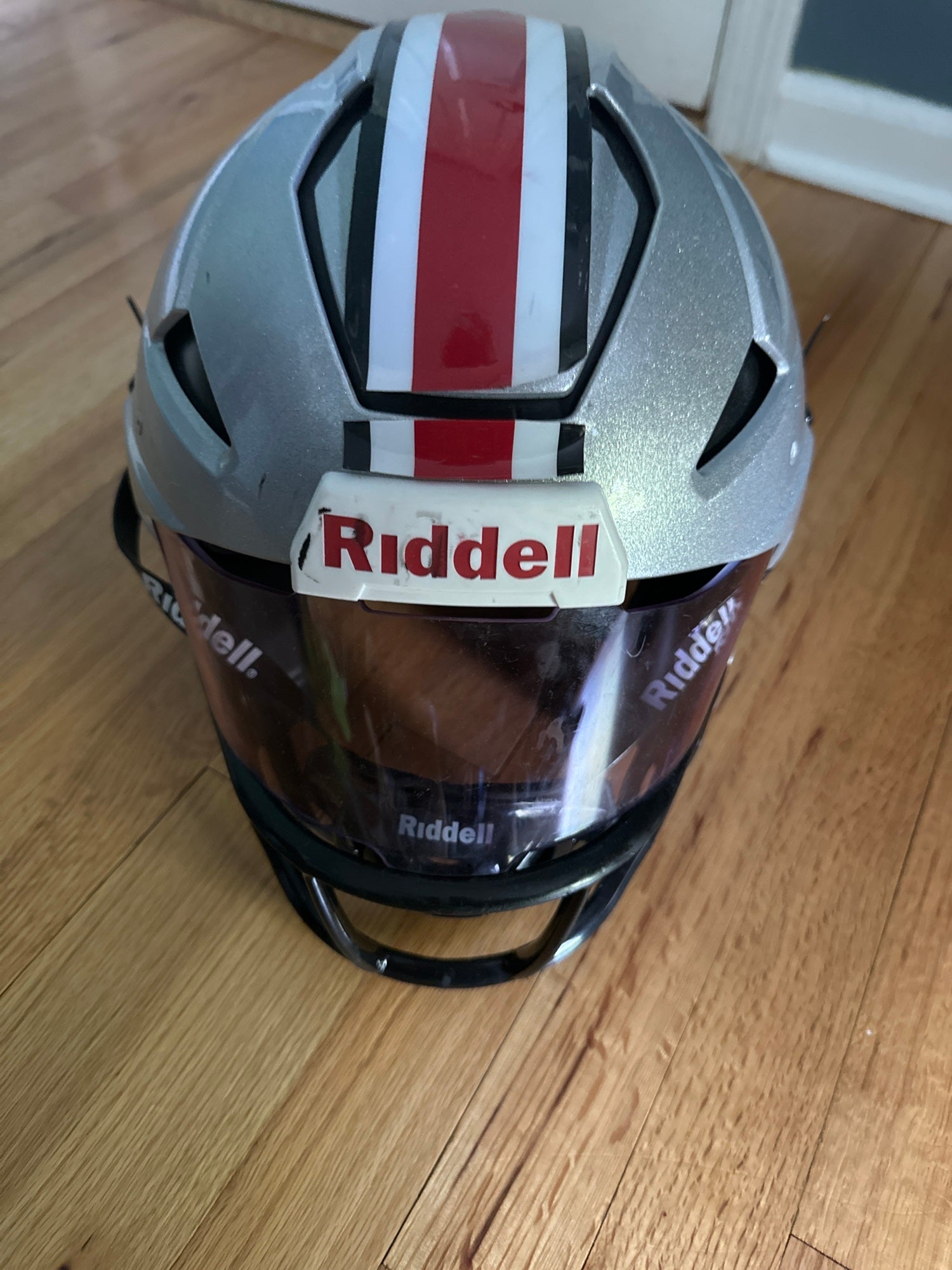 Helmet Stalker on X: A new helmet, seemingly dubbed the 'Riddell Axiom'  has been popping up throughout college football.  /  X