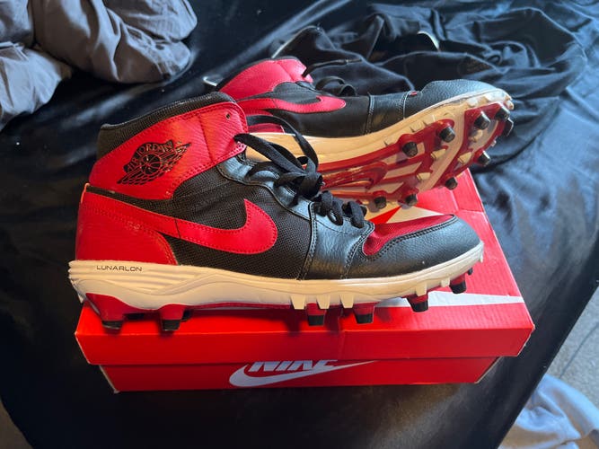 Jordan 1 Bred Cleats