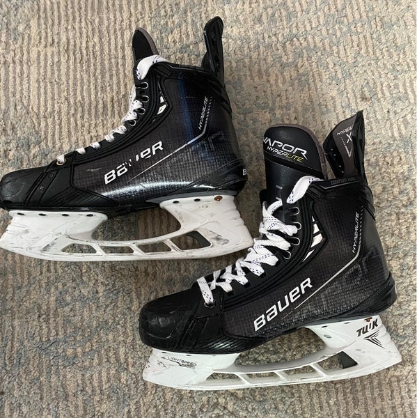 Used Bauer Pro Stock Size 8 Vapor Hyperlite Hockey Skates