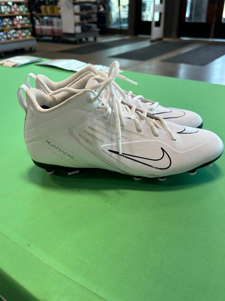 Adult Used Men's 9.5 (W 10.5) Molded Nike Alpha Huarache 8 Pro Cleat Height Footwear