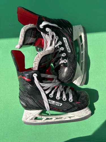 Used Junior Bauer NSX Hockey Skates (Regular) - Size: 1.0