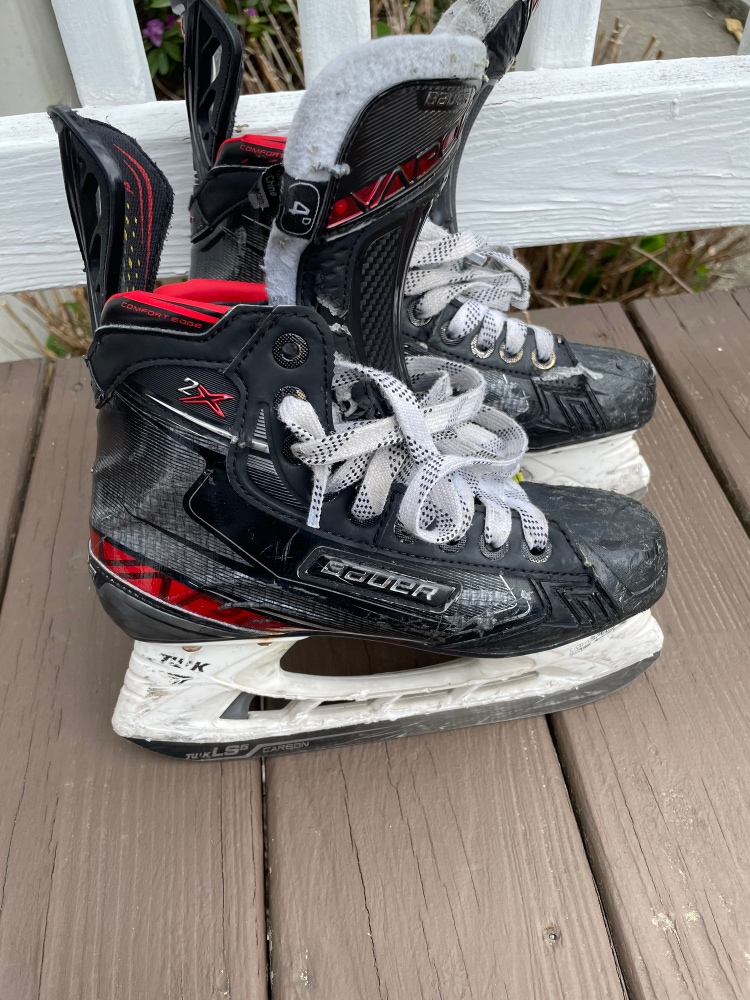 Used Bauer Vapor 2x Hockey Skates Size 4