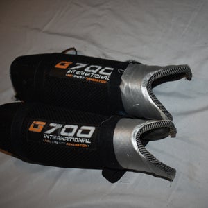 G700 International Field Hockey Shin Guards, Large