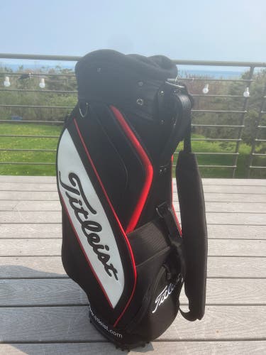 Titleist Tour Staff Bag