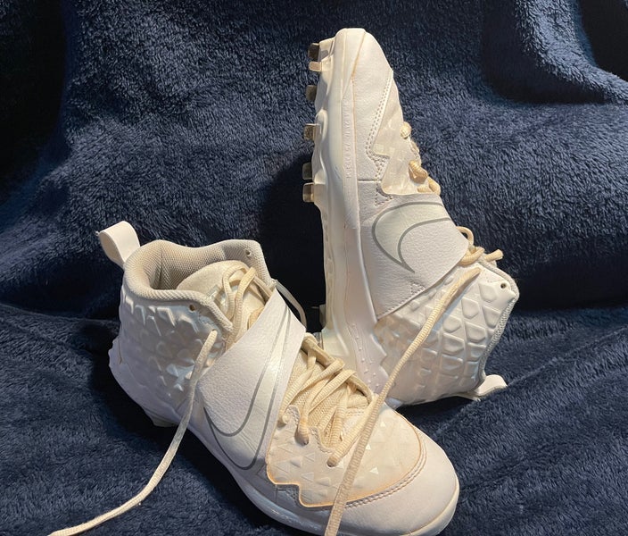 Used Nike TROUT 27 Senior 7.5 Baseball and Softball Cleats