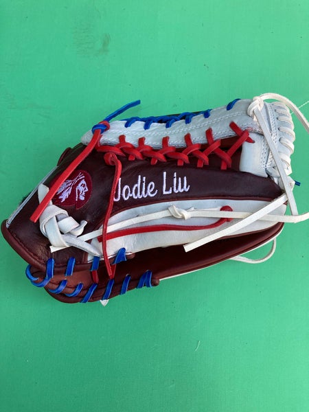 custom baseball glove designs