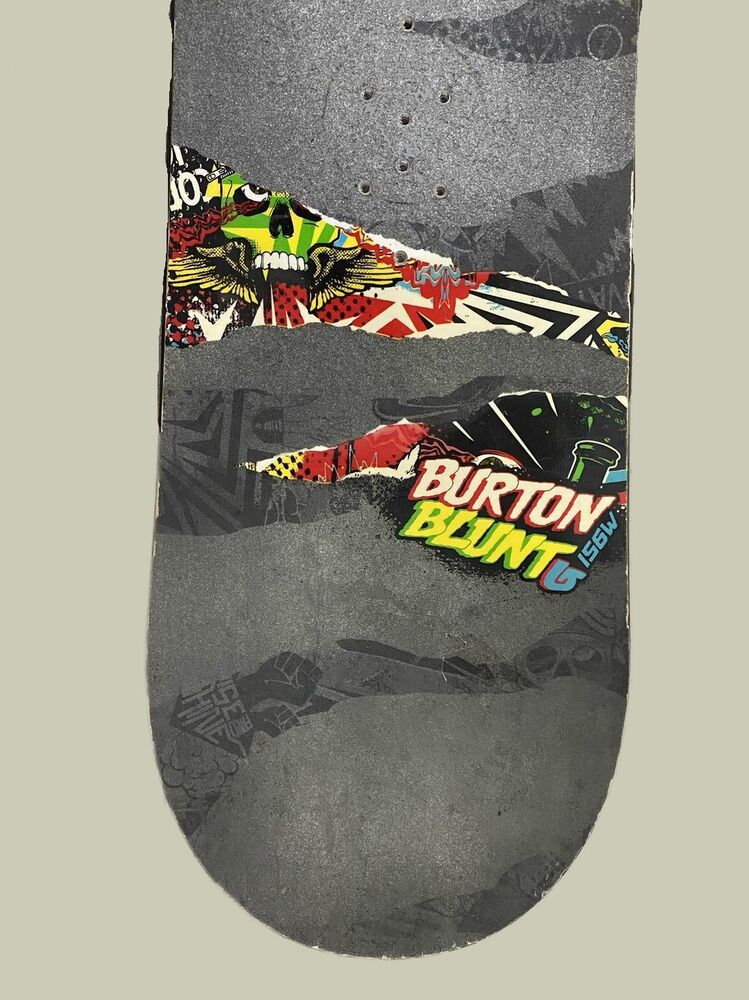 2010 Burton BLUNT 156W Freestyle Snowboard READ Description