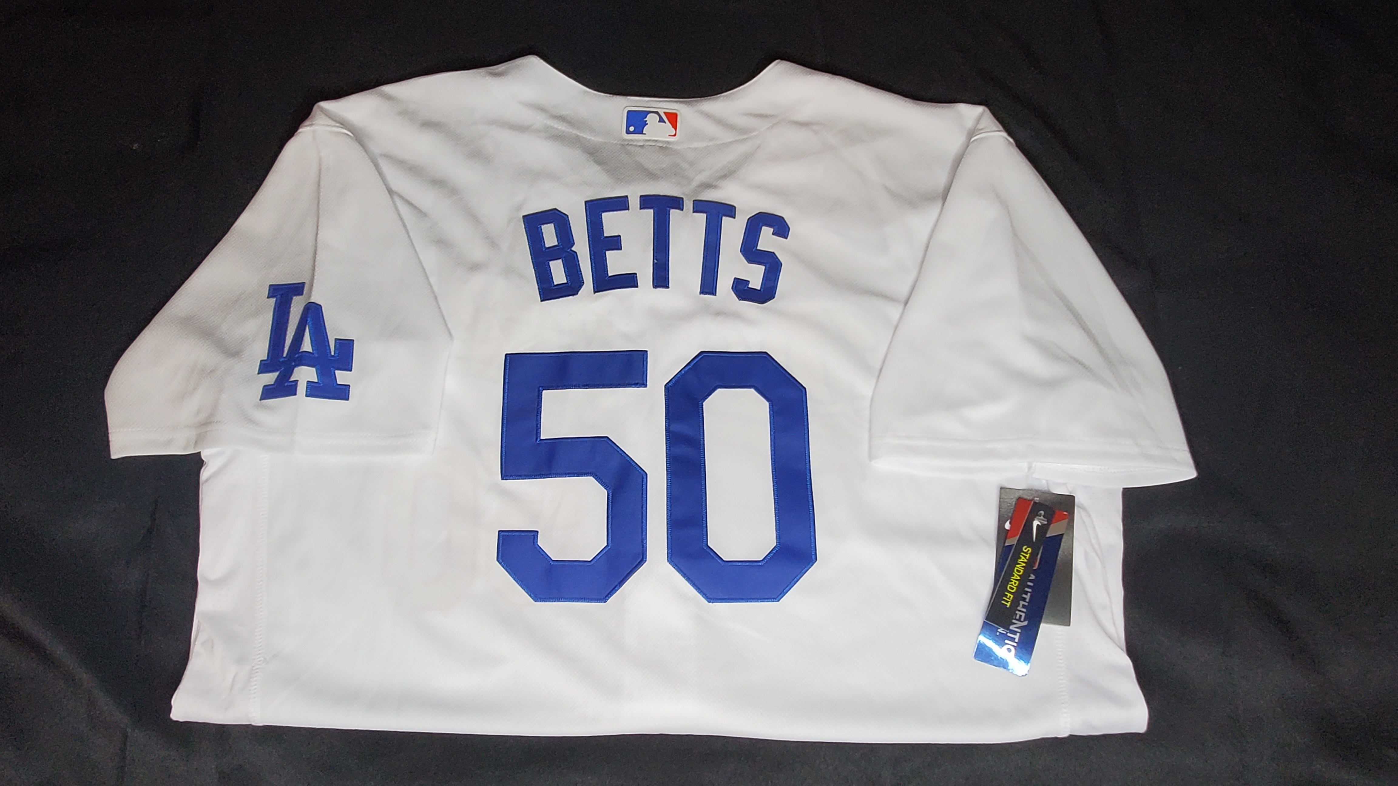 Los Angeles Dodgers Betts #50 White Jersey (Sizes Available ) for