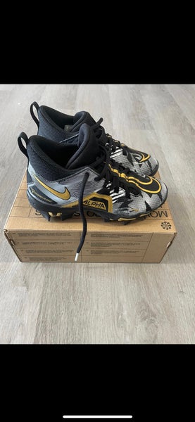 New  Football Nike Alpha Menace 3 Shark Youth Size 1