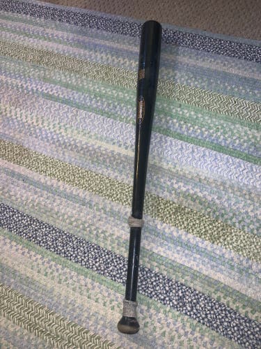 Used 32.5 Ash Baum Bat