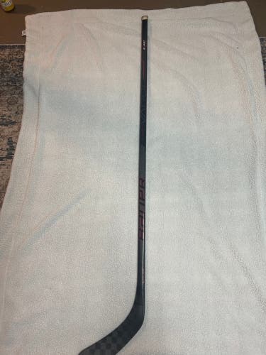 Senior Right Handed P92  Vapor 3X Pro Hockey Stick