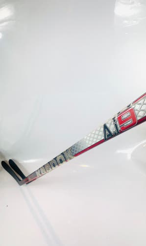New  Right Handed Heel Pattern Pro Stock A.i. 9 Hockey Stick