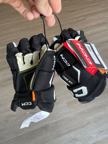 New CCM 10" Gloves Hockey