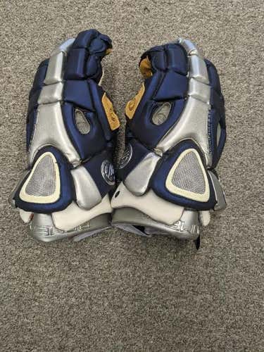 Georgetown Lacrosse  Player's Maverik Rome NXT 13" Lacrosse Gloves