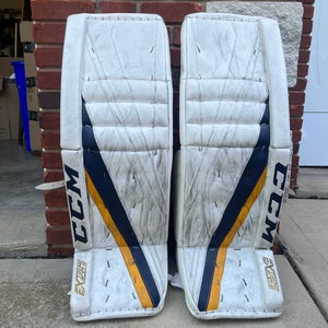 35" CCM  Extreme Flex lll Goalie Leg Pads