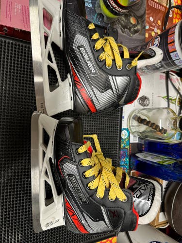 Bauer vapor x 2.7 goalie skates junior