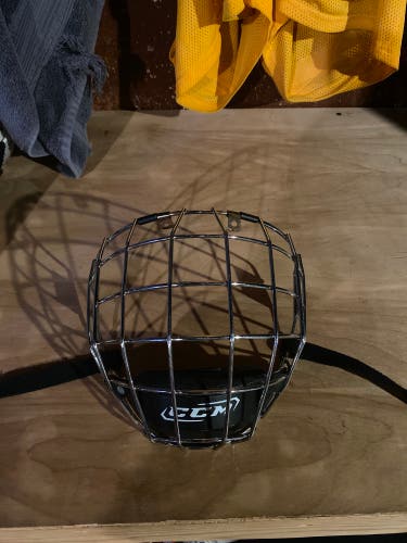 RARE Chrome CCM 480 Cage Medium