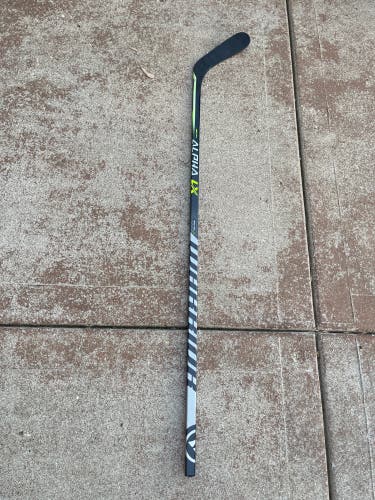 Senior Right Handed P28 Alpha LX Pro Hockey Stick