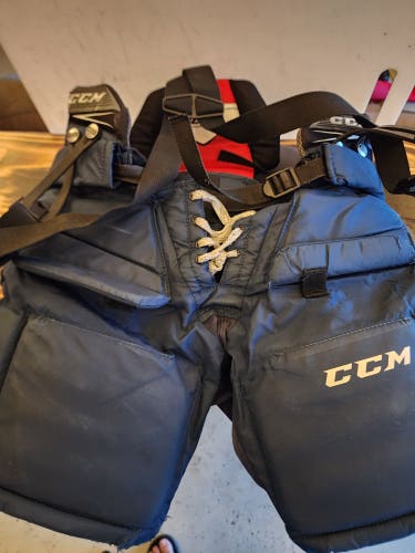 Junior Used Large CCM E2.5 Hockey Goalie Pants
