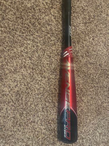 Used AXE Avenge Pro Bat (-10) 18 oz 28"