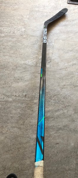 Senior Right Handed P92M Nexus Geo Hockey Stick