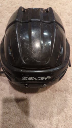 Medium Bauer Re-Akt 95 Helmet