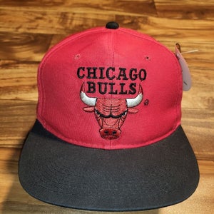 NEW Vintage Chicago Bulls NBA Plain Logo Sports Hat Cap Vtg The G Cap Snapback