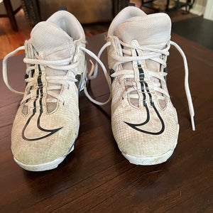 Used Size 5.0 (Women's 6.0) Nike ALPHA