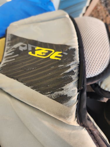 Used Small Warrior Ritual RX3E Goalie Chest Protector