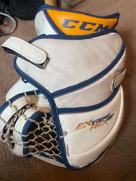 CCM EFlex II Pro Stock glove