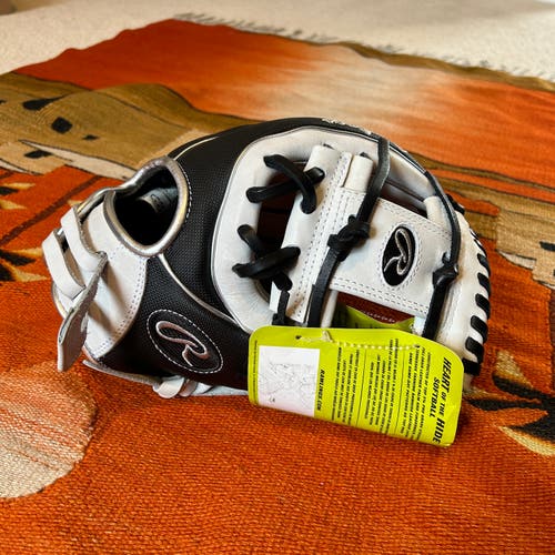 New Rawlings Heart of The Hide R2G PROR715SB-2WSS Softball Glove 11.75