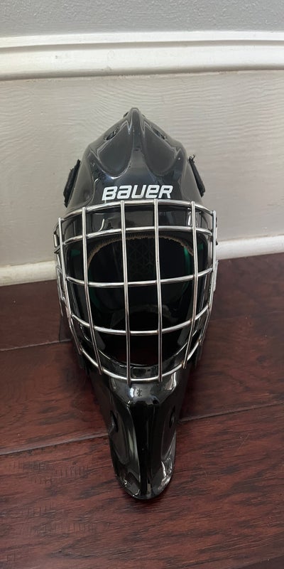 Senior New Bauer NME One Goalie Mask SidelineSwap