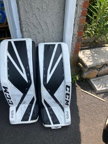 Ccm premier 2.5 32+1 goalie pads