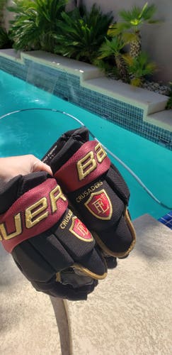 Bauer SR Pro Stock Vapor Pro Team Gloves - Faith Lutheran Hockey Team