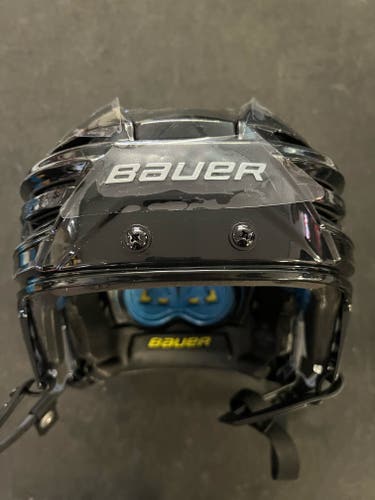 New Bauer Re-Akt 150 Helmet (1055151)