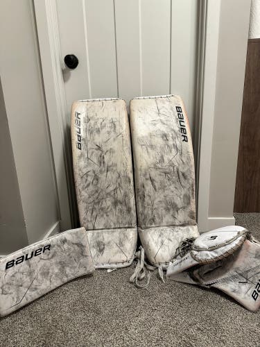 Used 35" Regular 2s pro Goalie Full Set