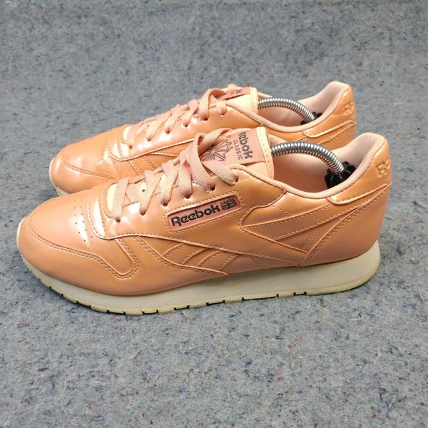 ama de casa canal auxiliar Reebok Classic Leather Patent Womens Running Shoes Size 8.5 Pearl Peach  CN0877 | SidelineSwap